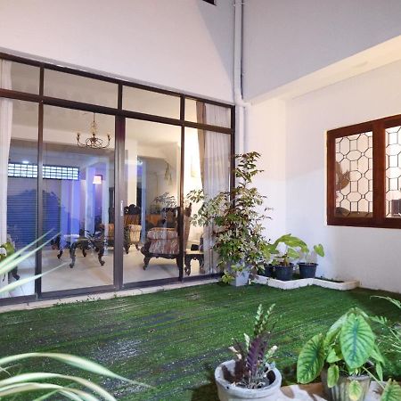 Elegance Oasis, Colombo 3 Hotell Eksteriør bilde